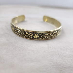 Best quality and best Designer Women's Gold Finish Brass Metal <b>bangles</b> New 2026 Fashion Jewelry <b>Bangles</b> - Product Image 4