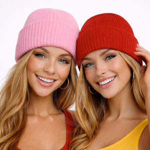 Bonnet en tricot gris – Bonnet d'hiver doux pour adolescents et adultes – Logo personnalisé en gros - Product Image 2