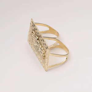 Bague de cocktail pyramide plaquée or 10 carats avec zircon cubique serti pavé, style vintage, bague unisexe tendance - Product Image 1
