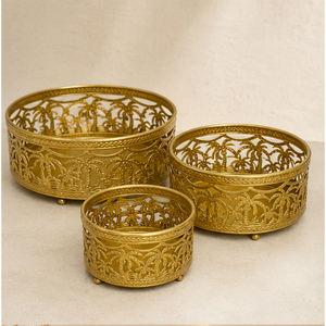Wholesale Classic Ramadan Decoration Metal <b>Tray</b> <b>Gold</b> Filigree Palm Tree Cut Out Design Eid Mubarak Dessert <b>Serving</b> Platter - Product Image 1