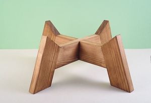 Tabouret ottoman moderne en bois massif avec siège rembourré pour salon, chambre et entrée - Product Image 3