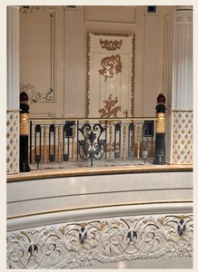 Barandilla Metálica Decorativa de Lujo para Balcón y Escalera |   Panel de Barandilla de Hierro Dorado Negro de Diseño |   Barandilla de Seguridad Moderna Personalizada - Product Image 3