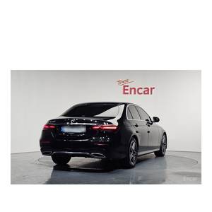 Mercedes-Benz Clase E E250 AMG Line 2022, 14,234 km, Caja de Cambios Automática, Asientos de Cuero, Volante a la Izquierda, Cámara Trasera - Product Image 2