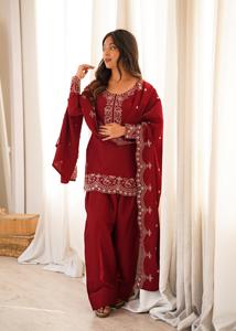 Ensemble de costume Salwar trois pièces pour femme en soie romaine avec Kurta Jari, Shalwar Farshi large, Dupatta à bordure de sequins et motif de point de couture sur le col - Product Image 3