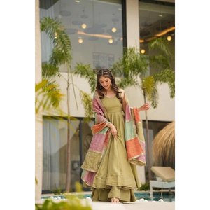 Hermosos vestidos de noche Vestido elegante-Fondo y Dupatta para ropa de fiesta - Product Image 3