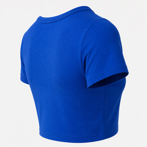 เสื้อครอปท็อปผู้หญิงขายส่ง ผ้าฝ้าย 100% เป็นมิตรกับสิ่งแวดล้อม ระบายอากาศได้ดี คอกลม แขนสั้น ทรงหลวม สวมใส่สบาย รับผลิตแบบ OEM พร้อมโลโก้และขนนก - Product Image 4