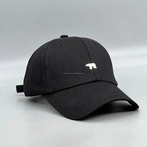 Gorra Deportiva Ajustada con Visera Plana, Bordada, para Exteriores - Product Image 2