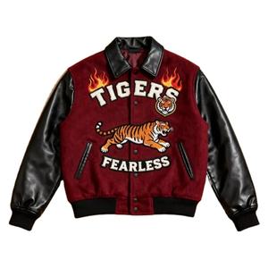 Chaquetas de Cuero Personalizadas OEM con Hebilla de Bombero, Cierre de Mosquetón, Chaquetas de Cuero de Alta Calidad para Hombre, Estilo Urbano - Product Image 1