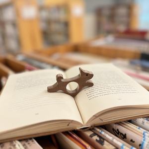Soporte de Páginas de Libro de Madera Ecológico Hecho a Mano con Acabado Pulido, Forma Personalizada, Soporte para Pulgar, Adorno de Escritorio, Accesorio de Lectura - Product Image 5