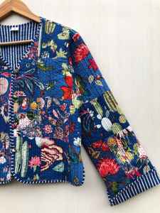 Chaleco sin mangas de algodón estilo hippie boho, chaleco acolchado de algodón, chaleco con estampado floral para mujer con 4 botones - Product Image 3