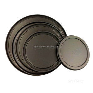 Molde para Pizza Profesional ATLAS STAR de 9 Pulgadas, de Aluminio Anodizado Duro Negro, con Tapa Apilable, Apto para Horno - Product Image 5