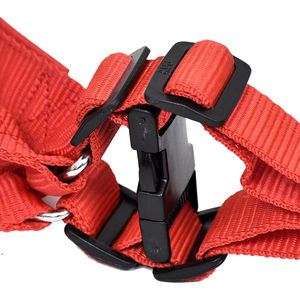 Harnais tactique robuste pour chien, gilet réglable pour l'entraînement et les promenades en extérieur de Divine International - Product Image 1