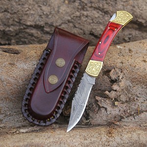 Cuchillo Plegable de Damasco Forjado a Mano con Empuñadura de Madera Pakka y Bolster de Latón Grabado, Cuchillo de Bolsillo, Venta al por Mayor OEM ODM Directo de Fábrica - Product Image 1