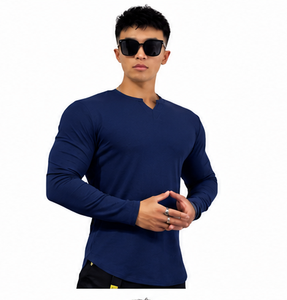 T-shirt en maille à manches longues et col en V pour homme, couleur unie, coupe classique, décontracté, bordeaux, logo sur le devant, design uni - Product Image 2