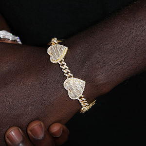 Bracelet en cristal taillé en forme de cœur, chaîne plaquée or 22 carats, luxe, unisexe, à porter tous les jours - Product Image 1