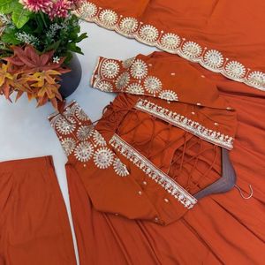 Nuevo traje de imitación de Georgette Plazzo de lanzamiento personalizado de alta calidad con trabajo de secuencia y bordado a la venta - Product Image 6