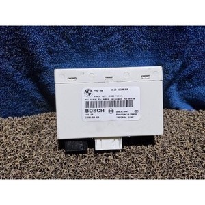 ECU และโมดูลคอมพิวเตอร์มือสองสำหรับรถยนต์ซีรีส์ 3 รุ่น 66209225825 - Product Image 1