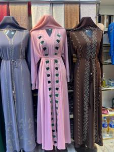 Abaya Modeste de Dubaï en Gros, Perlée et Pailletée, à Manches Longues, Traditionnelle Musulmane, Faite à la Main, pour Mariage, en Polyester Respirant, Col en V pour Femme - Product Image 3