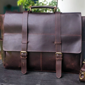 Bolso Mensajero de Cuero Premium a Precio Económico, Elegante Bolso de Hombro para Hombre, para Portátil, Oficina, Trabajo y Uso Diario - Product Image 1