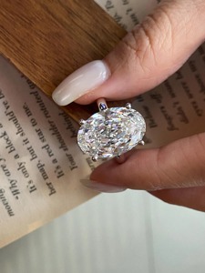 Anillo de Diamante Ovalado de 7 Quilates Cultivado en Laboratorio, Certificado IGI, Claridad VVS2, Oro Blanco de 14K, Anillo de Compromiso Solitario, Joyería de Lujo - Product Image 6