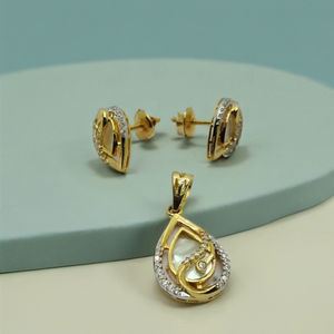 ต่างหูทองคำ 22K ดีไซน์หรูหรา พร้อมจี้เข้าชุด รูปทรงหยดน้ำ สง่างาม เหมาะสำหรับผู้หญิง สวมใส่ได้ทุกวันและในงานปาร์ตี้ - Product Image 2