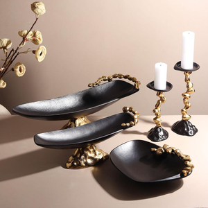 Luxury <b>Black</b> Metal Platter With Textured Gold Nugget Accent Rim, Elegant Shallow Serving Tray For Modern Home Decoration - Product Image 6