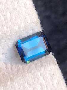 Pierre précieuse de tourmaline bleue naturelle, taille émeraude, pierre brute, tourmaline bleue intense pour la création de bijoux fins - Product Image 4