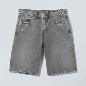 Shorts en jean bleu ciel vintage de qualité supérieure, designs personnalisés, strass, style streetwear, mode été, meilleurs shorts en jean. - Product Image 4