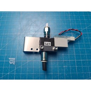 Válvula Compacta de Accionamiento Neumático CKD 3QRA110-C3H-FL614976, Usada como Pieza de Repuesto para Equipos Legacy Semiconductor - Product Image 2