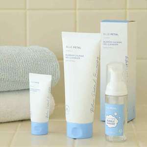 บลู เพทัล ไฮเดรติ้ง เจล คลีนเซอร์ ทำความสะอาดผิวอย่างอ่อนโยน ล้ำลึก ให้ความชุ่มชื้น ลดการระคายเคือง ล้างหน้า ลดรอยสิว สำหรับผู้หญิง เจจู - Product Image 6