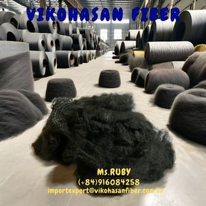 VIKOHASAN Fibre de polyester recyclée sèche solide du Vietnam 100% 6D51SD Noir 51mm Matériau de rembourrage en fil ignifuge - Product Image 5