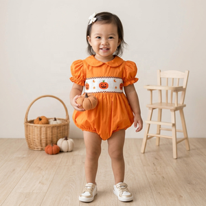 ชุดเดรสเด็กทารกปักลายฟักทองฮาโลวีน แบรนด์ Mitexco Baby Boutique ขายส่ง ชุดรอมเปอร์ผ้าฝ้ายปักมือสำหรับเด็กวัยหัดเดิน ฤดูใบไม้ร่วง - Product Image 1