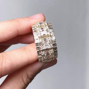 Anillo de Diamantes Cultivados en Laboratorio, Corte Baguette, Oro Sólido de 14K, Ancho, de Lujo, para Boda o Aniversario, Joyería Fina - Product Image 4