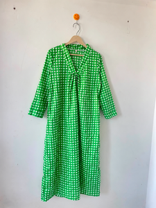 Robe midi à col en V à carreaux verts, manches trois quarts, coupe ample, style décontracté d'été, tissée 100% coton respirant - Product Image 4