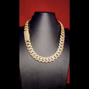 Customized 20mm Cuban Link Moissanite <b>Chain</b> 925 Sterling Silver Rose Gold Finish High Quality <b>Iced</b> Jewelz D VVS Necklace - Product Image 4