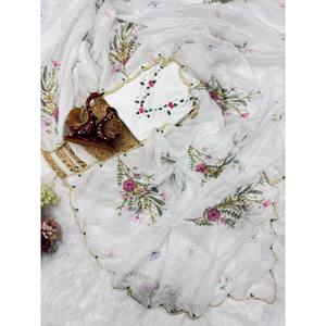 Nouvelle collection de saris floraux faits main tendance, écharpes et châles traditionnels - Product Image 4