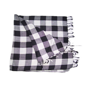 Pañuelo Cuadrado Premium para Hombre con Diseño a Cuadros, Elegante y Clásico, Suave y Ligero, Accesorio de Moda para Ocasiones Casuales y Formales - Product Image 2