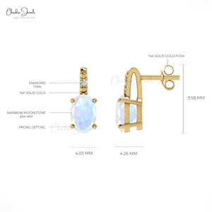 Boucles d'oreilles clous en or massif 14 carats avec pierre de lune naturelle 6x4mm sertie à griffes et accentuées de diamants, fermoir poussoir, vente en gros - Product Image 4