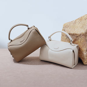 Wholesale Customizable High Quality Single <b>Strap</b> Genuine Leather Ladies <b>Shoulder</b> Crossbody Tote Bags Open Zipper Closure - Product Image 5