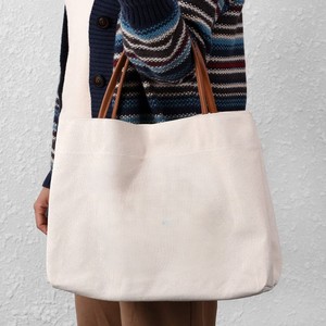 Adjustable Printed <b>Canvas</b> <b>Duffle</b> <b>Bag</b> Leather Straps Zipper Closure Eco-Friendly Water Resistant Beige Color Large Capacity - Product Image 5