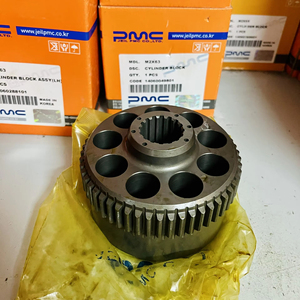 บล็อกกระบอกสูบปั๊มไฮดรอลิก PMC M2X63 สำหรับรถขุด (ผลิตในเกาหลี) - Product Image 1