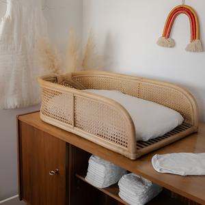 โต๊ะเปลี่ยนผ้าอ้อมเด็กแบบพกพา ทำจากหวาย ราคาแข่งขัน ผลิตด้วยมือ สินค้ามาใหม่ - Product Image 4