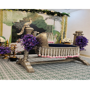 Balançoire pour bébé/berceau de créateur Namkaran UK berceaux en bois de style européen de haute qualité pour événements de mariage et cérémonie de dénomination de bébé - Product Image 1