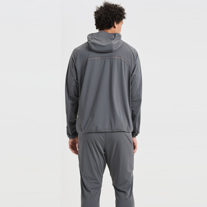 ชุดวอร์มวิ่งแบบมีฮู้ดน้ำหนักเบา ผ้าสี่ทิศทางยืดได้ มีกระเป๋าข้าง เหมาะสำหรับออกกำลังกาย ฟิตเนส เล่นกีฬา สำหรับผู้ชาย - Product Image 2