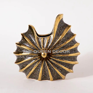 Jarrones de Flores Redondos de Metal Dorado de Estilo Contemporáneo para Sala de Estar, Comedor, Oficina y Decoración del Hogar - Product Image 3