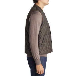 Meilleure arrivée : Gilet matelassé léger pour homme, personnalisable avec logo, respirant et confortable, idéal pour l'hiver – Qualité supérieure, fabrication OEM - Product Image 3