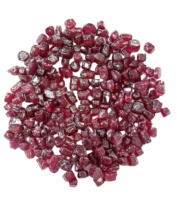 Rubis brut naturel taillé en facettes, haute qualité, rouge, effet feu, avec fractures, certifié IGI, vente en gros pour la fabrication de bijoux