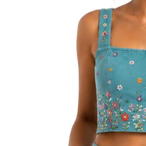 Customized Turquoise Women Embroidered Crop Top and Skirt <b>Set</b> Floral Summer Two Piece Outfit Custom Logo OEM Wholesale Apparel - Product Image 3