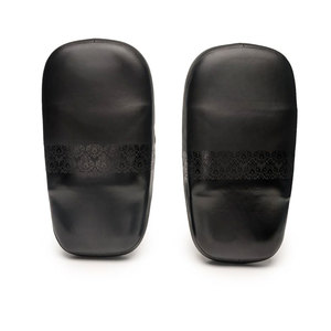 Bouclier de frappe en cuir PU personnalisé avec logo imprimé pour la boxe professionnelle, bouclier de frappe en PU de haute qualité - Product Image 1