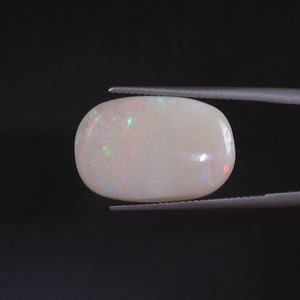 Opale naturelle blanche certifiée IGI, pierre précieuse en vrac, 12,63 carats, taille coussin 22x14mm, taillée à la main, polie, traitée par cirage/huile légère - Product Image 1